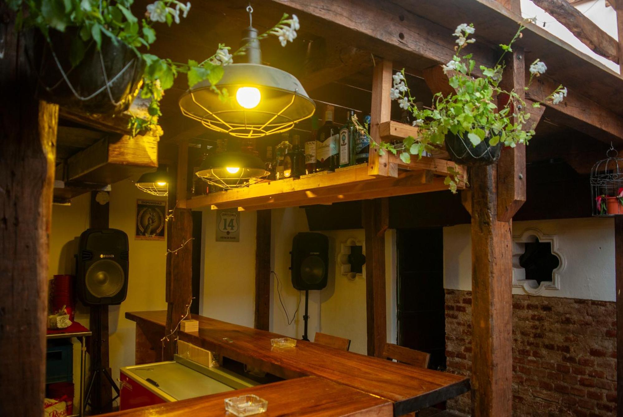 אנטיגואה גואטמלה Kamazoztz Hostel And Travel מראה חיצוני תמונה