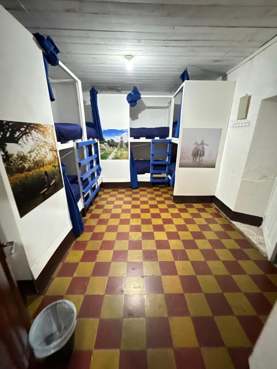 אנטיגואה גואטמלה Kamazoztz Hostel And Travel מראה חיצוני תמונה