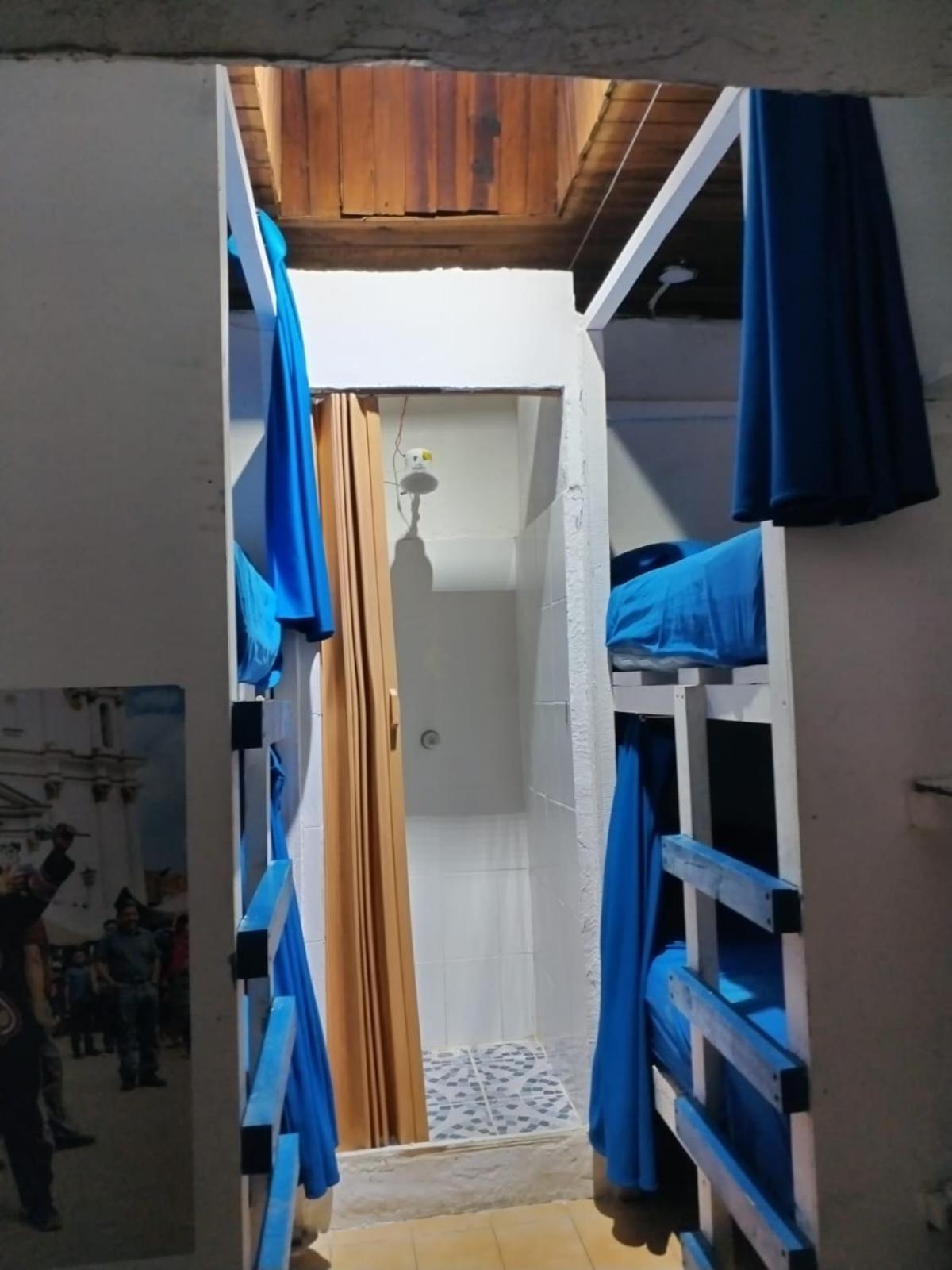 אנטיגואה גואטמלה Kamazoztz Hostel And Travel מראה חיצוני תמונה