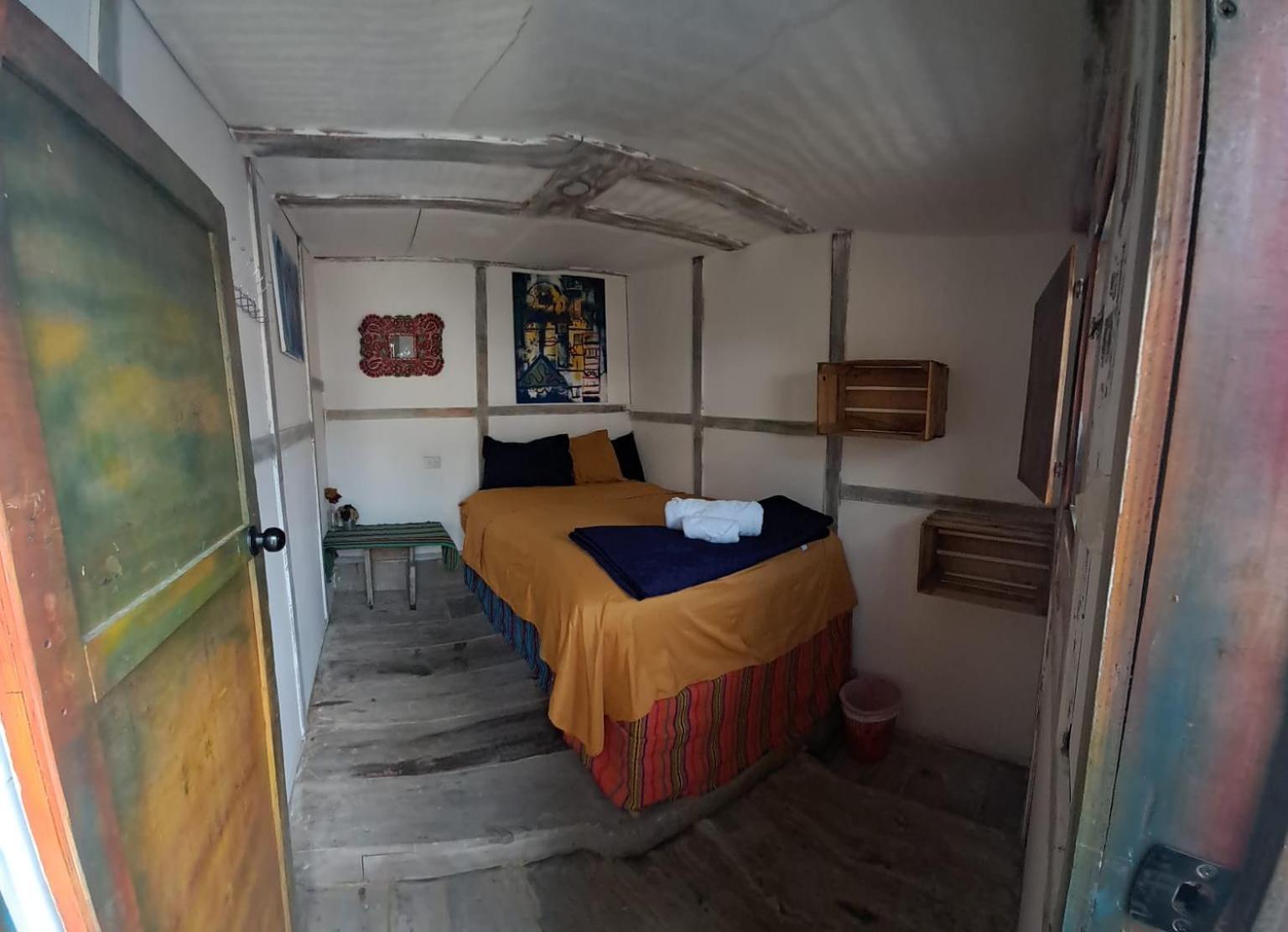 אנטיגואה גואטמלה Kamazoztz Hostel And Travel מראה חיצוני תמונה